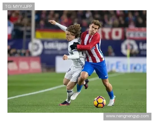 波特伐木公兰对阵银河的精彩较量与战术分析 波特伐木公兰对阵银河的精彩较量与战术分析