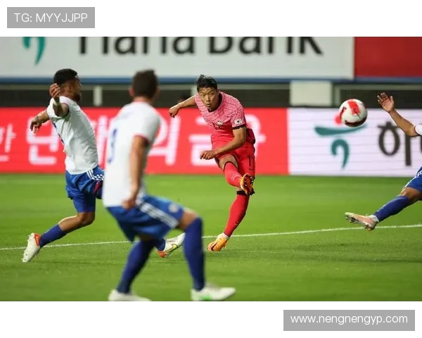 韩国与智利足球友谊赛全面分析及双方实力对比探讨