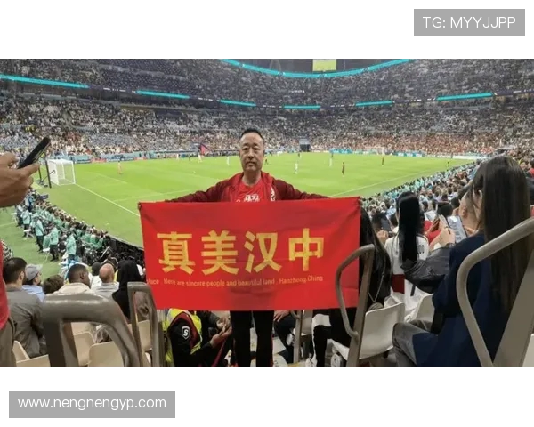 李强的足球人生：从青涩少年到职业球员的深度对话与成长历程